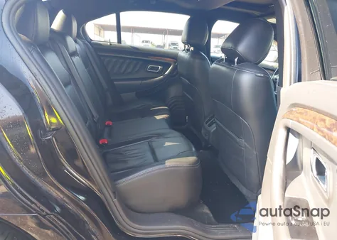 2016 Ford Taurus Limited z USA, uszkodzony, nr VIN 1FAHP2F82GG113902